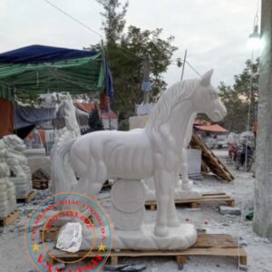 tuong-con-ngua-bang-da (12)