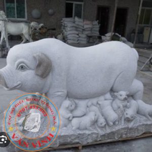 tuong-con-heo-bang-da (4)