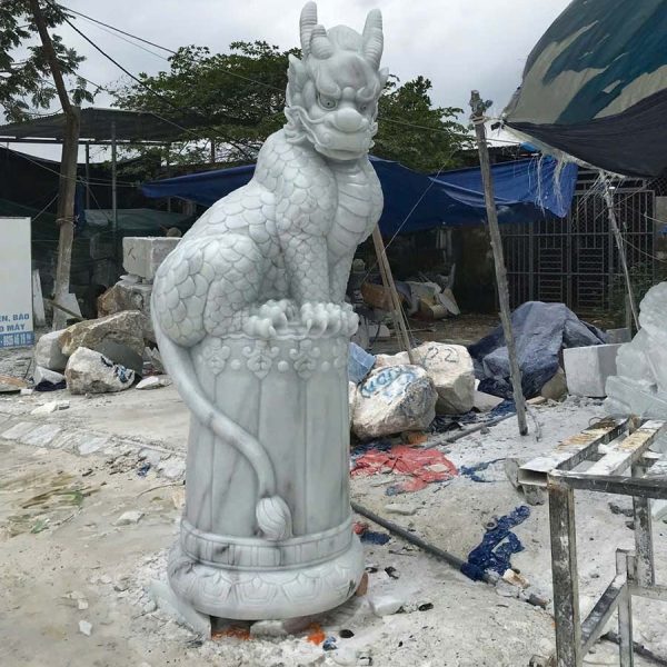 Mẫu kỳ lân đầu rồng đá tự nhiên cao 1,7 mét (KL60)