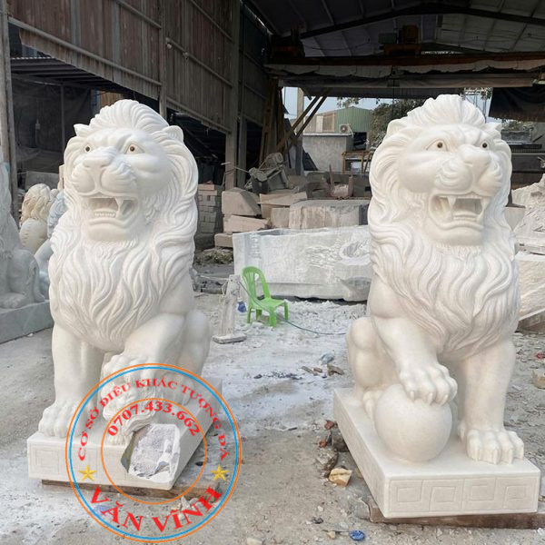 Tượng Sư Tử bằng đá cẩm thạch trắng tự nhiên nguyên khối cao 1,2 mét (ST42)