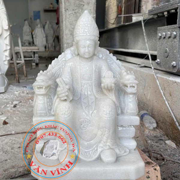 Tượng Mẫu Cửu Trùng Thiên bằng đá tự nhiên cao 40 cm (MCTT01)
