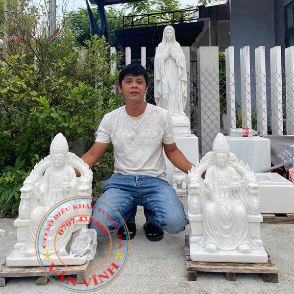 Tượng Mẫu Cửu Trùng Thiên bằng đá tự nhiên cao 50 cm (MCTT02)