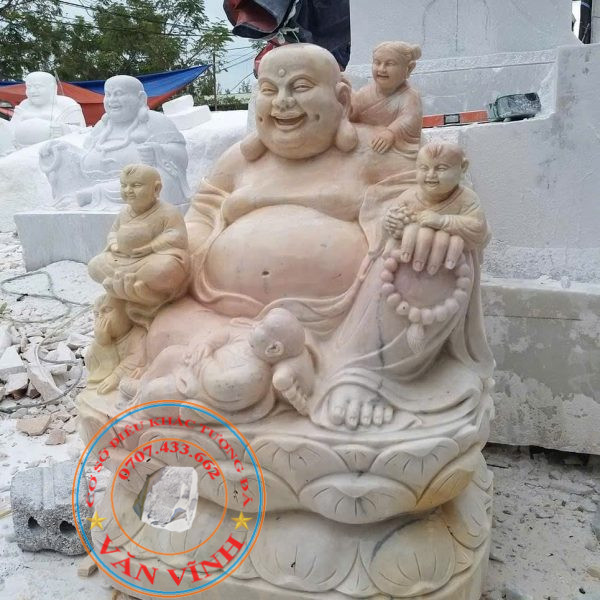 Tượng Phật Di Lặc Ngũ Phúc đá vàng cà rốt nguyên khối cao 1,28 mét (DL13)
